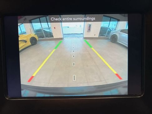 Used 2020 Jeep Cherokee Latitude Plus w/ Cold Weather Group image 21