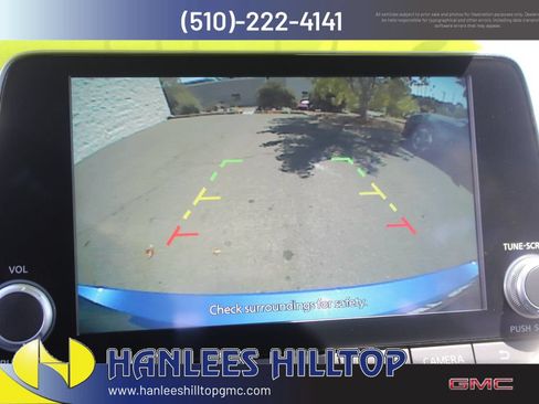 Used 2024 Nissan Sentra SV FWD image 23