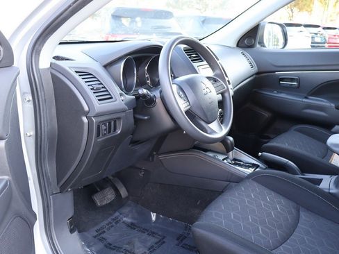 Used 2021 Mitsubishi Outlander Sport ES image 24