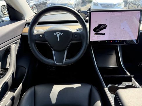 Used 2019 Tesla Model 3 RWD image 15