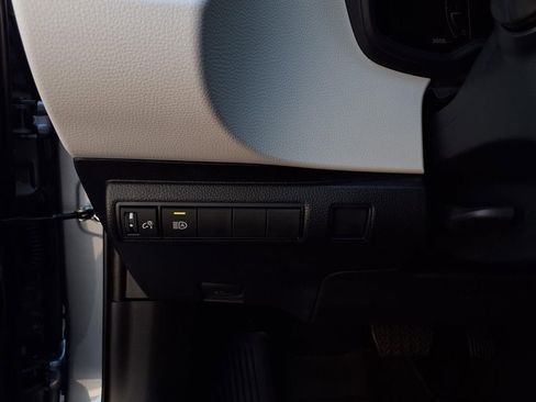 Certified 2025 Toyota Corolla SE w/ SE Premium Package image 14