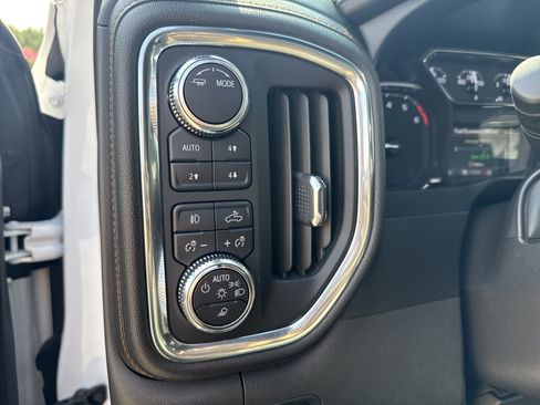 Used 2021 GMC Sierra 1500 AT4 AWD/4WD image 30