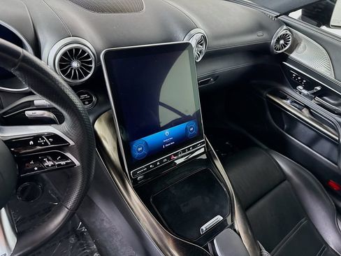Used 2024 Mercedes-Benz SL 43 AMG image 31