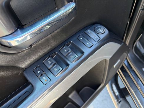 Used 2016 Chevrolet Silverado 2500 LT w/ Midnight Edition AWD/4WD image 10