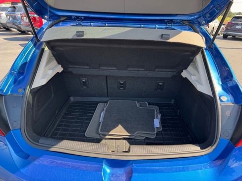 Used 2017 Chevrolet Cruze LT image 10