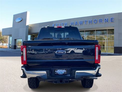 Certified 2025 Ford F250 Lariat w/ Lariat Ultimate Package image 5