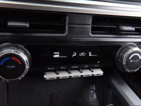 Used 2025 Toyota 4Runner SR5 image 15