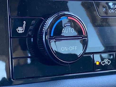 New 2025 Nissan Pathfinder SV image 22