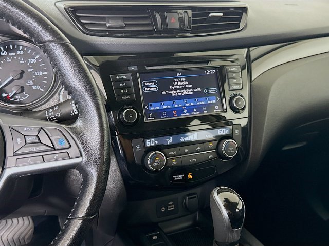 Used 2022 Nissan Rogue Sport SL w/ Premium Package AWD/4WD image 17