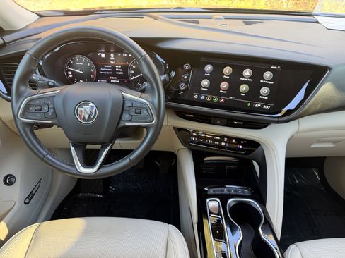 Used 2022 Buick Envision Avenir w/ Technology Package II image 21