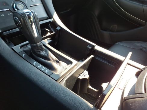 Used 2014 Ford Taurus SEL w/ Equipment Group 201A FWD image 21