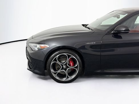 Used 2023 Alfa Romeo Giulia Veloce AWD/4WD image 44