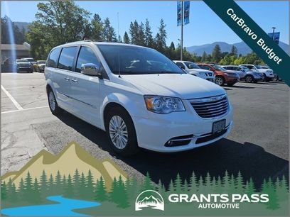 Used 2012 Chrysler Town & Country Limited w/ Luxury Group