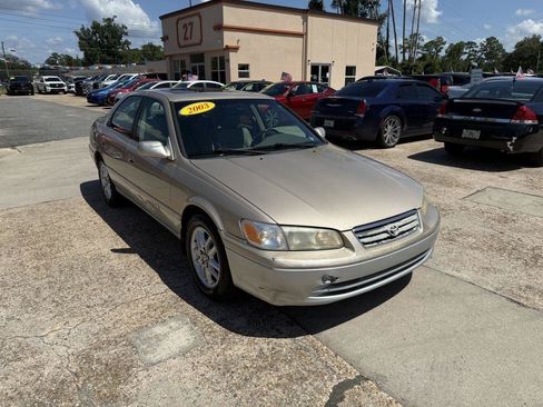 Used 2001 Toyota Camry LE FWD image 3