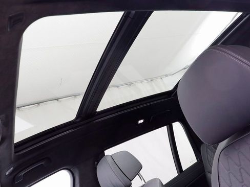 Certified 2025 BMW X7 M60i image 14