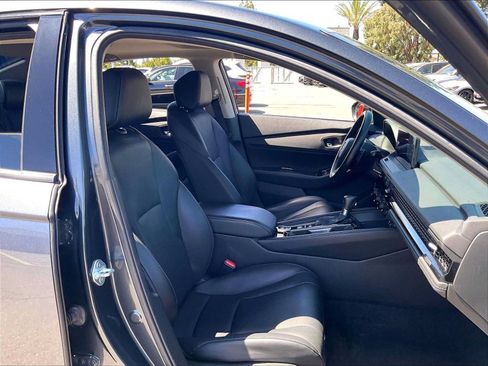 Used 2023 Honda Accord Touring image 10