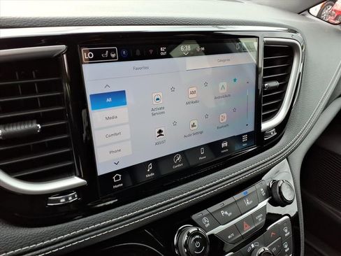 New 2026 Chrysler Pacifica Select image 22