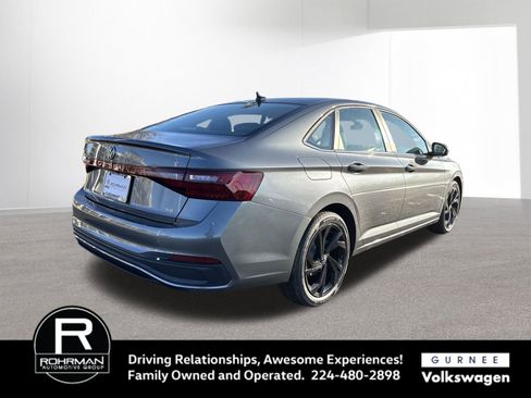 New 2026 Volkswagen Jetta SE image 10