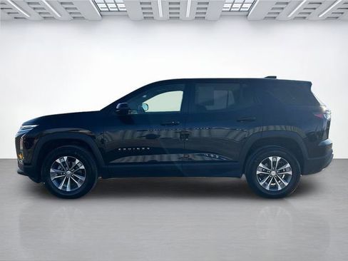Used 2025 Chevrolet Equinox LT image 7