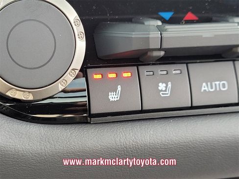 New 2026 Toyota Sequoia Platinum image 19