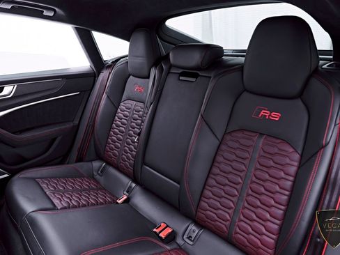 Used 2024 Audi RS 7 Performance AWD/4WD image 64