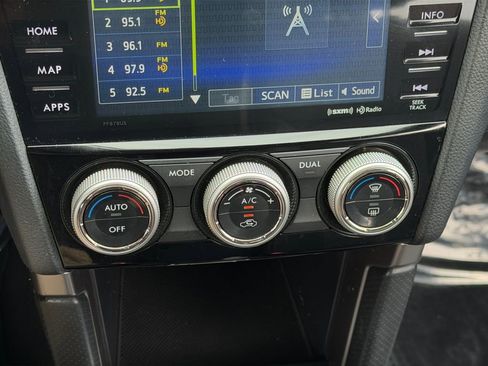 Used 2017 Subaru Forester 2.0XT Touring AWD/4WD image 22