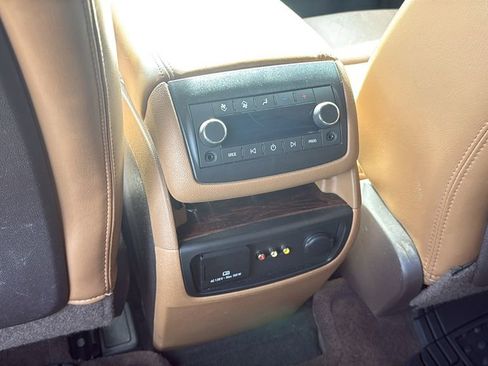 Used 2013 Buick Enclave Premium AWD/4WD image 15
