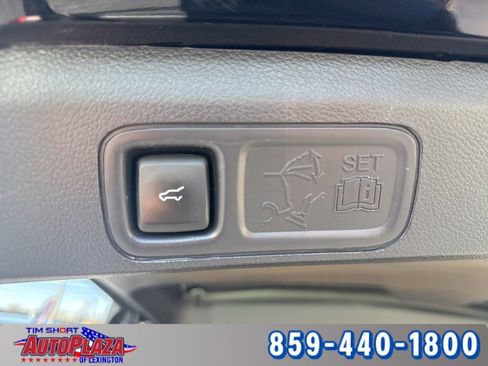 Used 2023 Ford Expedition Limited AWD/4WD image 27
