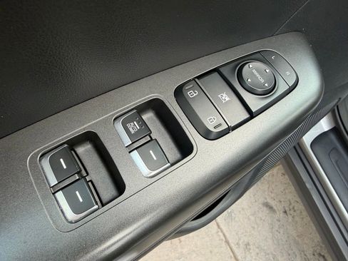 Used 2022 Kia Sportage LX FWD image 18