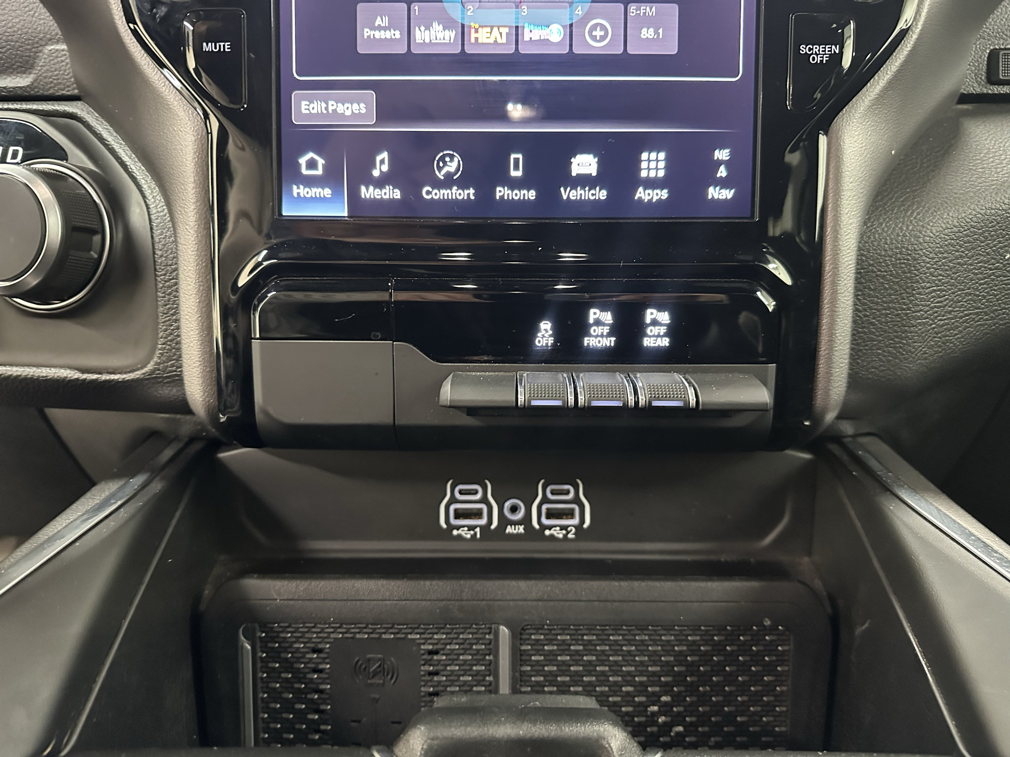 Used 2026 RAM 1500 Big Horn AWD/4WD image 31