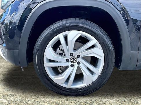 Used 2023 Volkswagen Atlas SE w/ Panoramic Sunroof Package FWD image 35