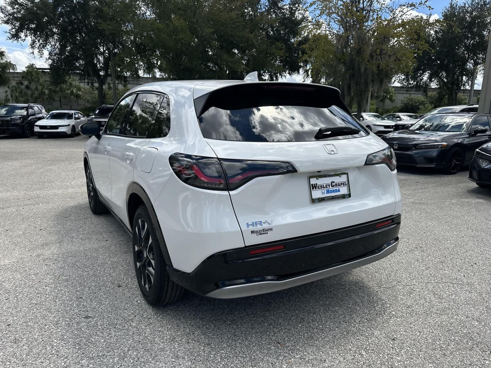 New 2027 Honda HR-V EX-L image 4