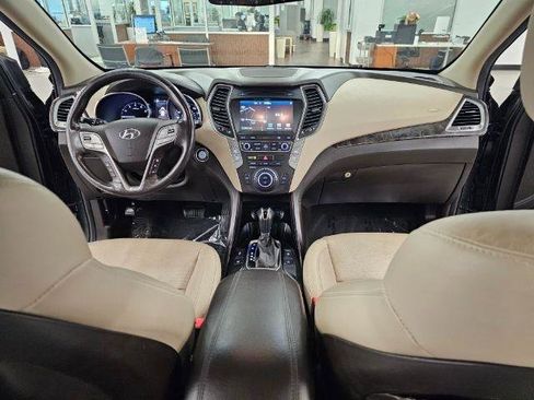 Used 2017 Hyundai Santa Fe Sport w/ 2.4L Tech Package 04 image 10