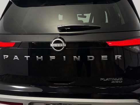 Used 2025 Nissan Pathfinder Platinum w/ Cargo Package AWD/4WD image 14