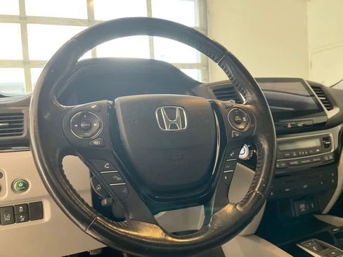 Used 2016 Honda Pilot Elite image 14