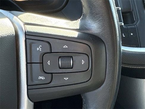 Used 2021 GMC Yukon SLT w/ SLT Premium Package image 30