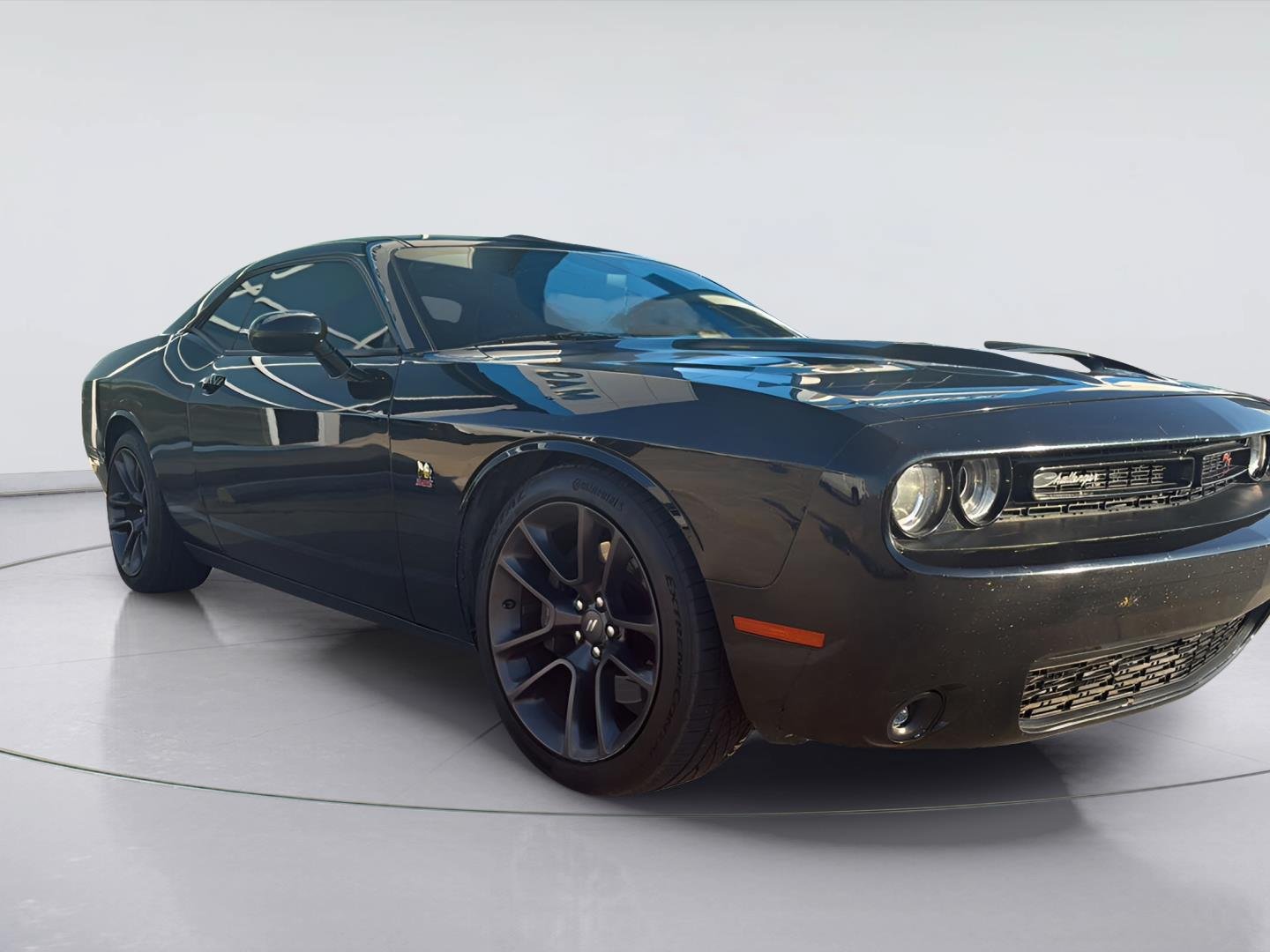 Used 2022 Dodge Challenger R/T Scat Pack RWD image 3