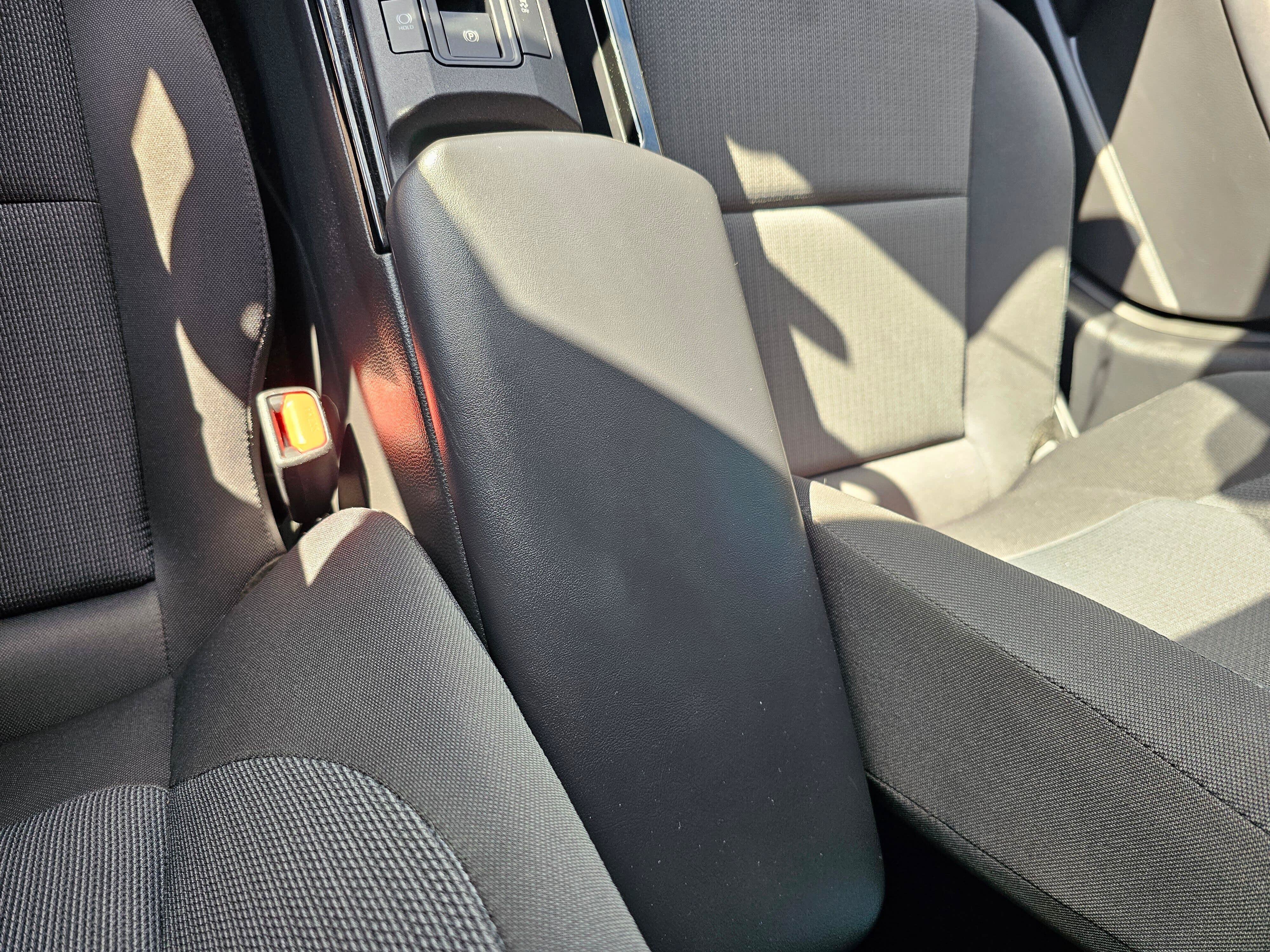 Certified 2023 Toyota Prius LE AWD/4WD image 27