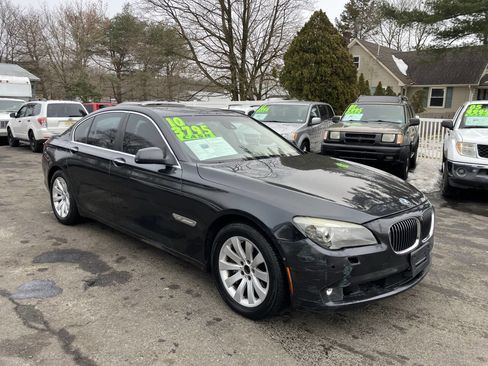Used 2010 BMW 750i xDrive image 5