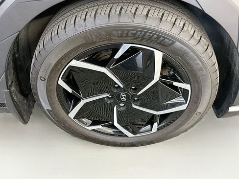 Used 2023 Hyundai Ioniq 5 SE image 11