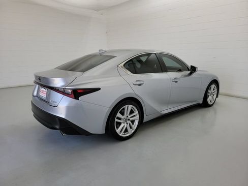 Used 2024 Lexus IS 300 w/ Comfort Package RWD image 5