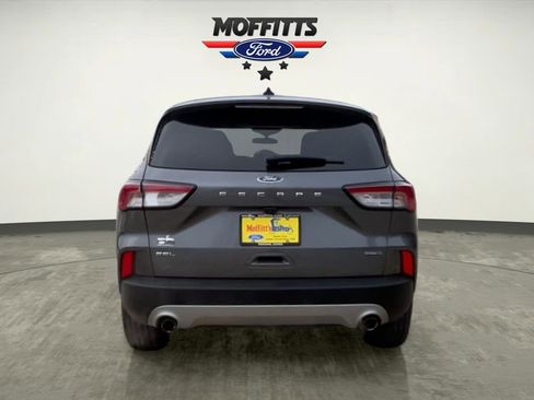 Used 2022 Ford Escape SEL w/ Technology Package image 4