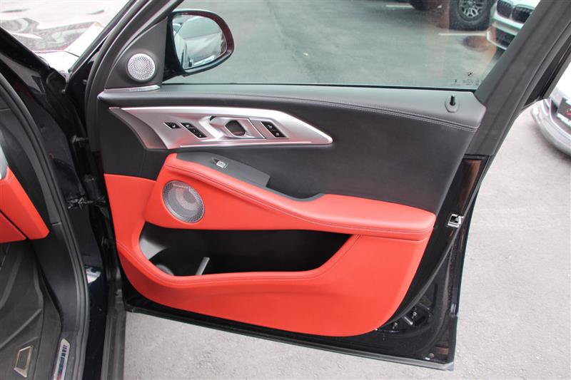 Used 2025 BMW XM AWD/4WD image 15