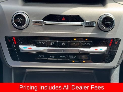 Used 2022 Ford Explorer XLT RWD image 22