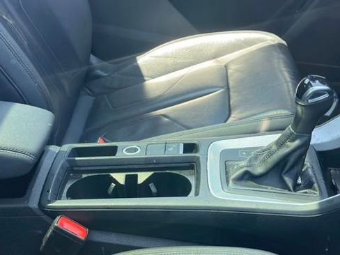 Used 2021 Audi Q3 2.0T Premium w/ Convenience Package AWD/4WD image 5