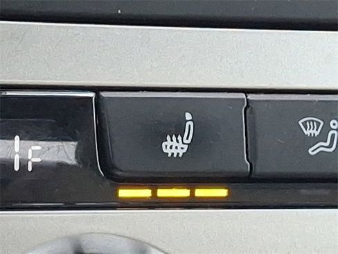 Used 2013 Volkswagen Eos Komfort image 17