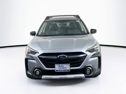 Used 2023 Subaru Outback Limited image 2
