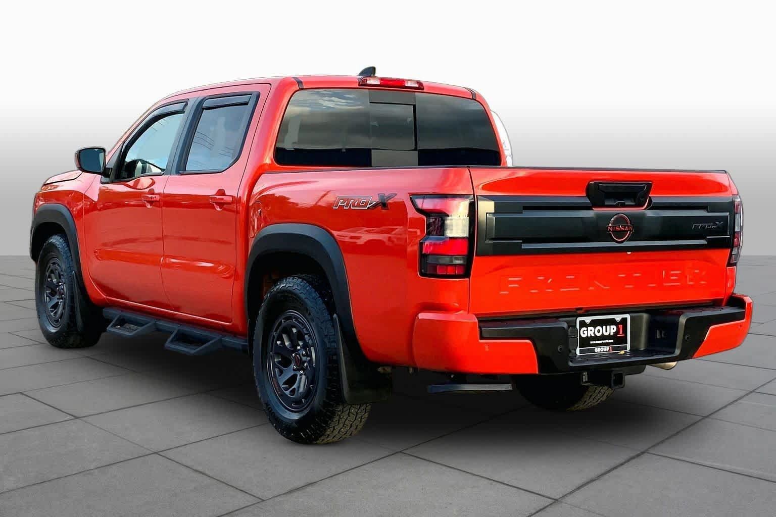 Used 2025 Nissan Frontier Pro-X w/ Tow Package RWD image 12