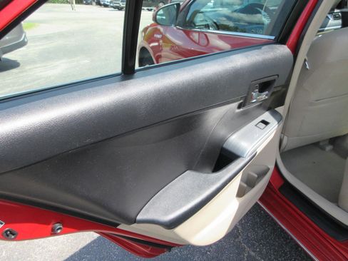 Used 2012 Toyota Camry LE image 13