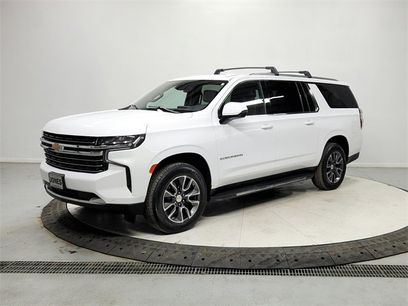 Used 2024 Chevrolet Suburban LT w/ Luxury Package